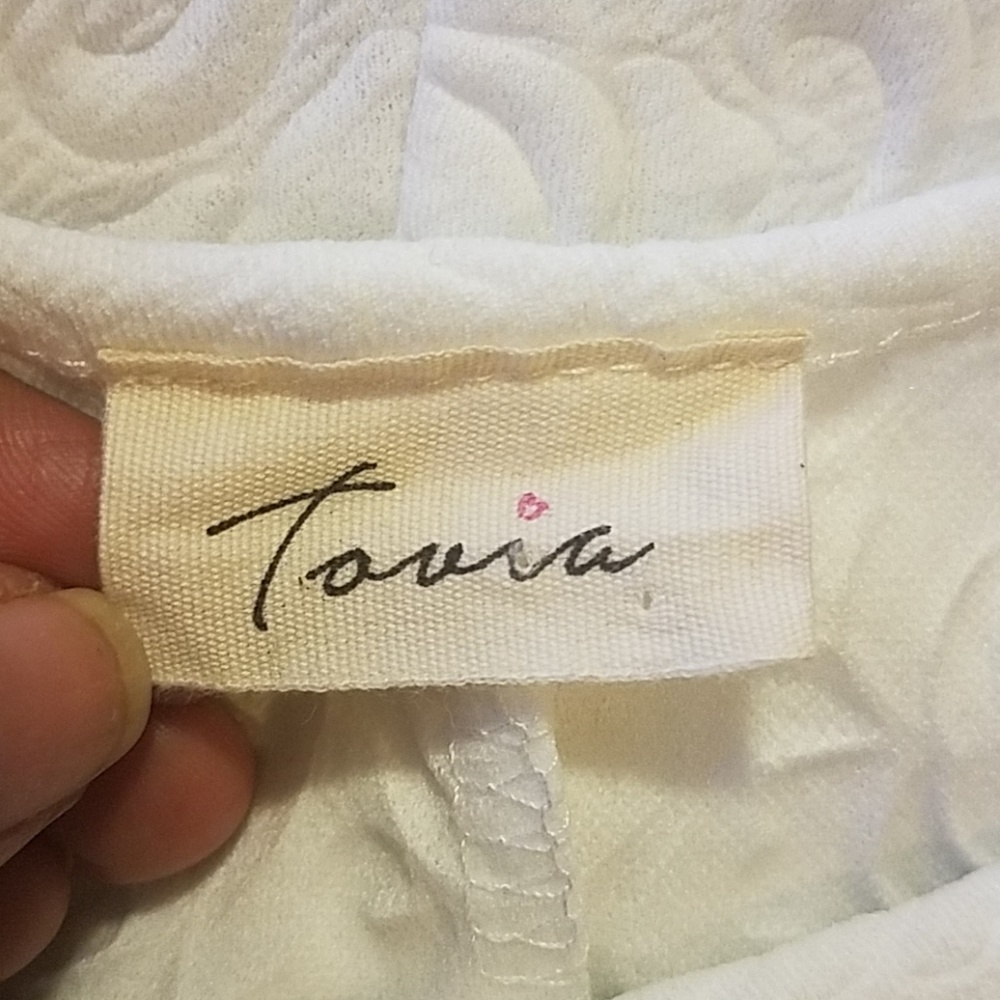 Top - Picture 4 of 4